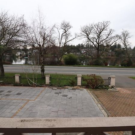 Esquimalt Lipton Place By Elegant Waterfront מראה חיצוני תמונה