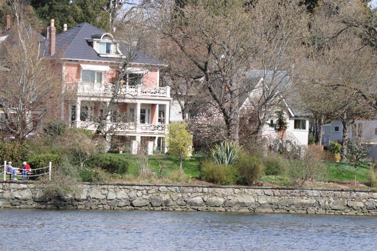 Esquimalt Lipton Place By Elegant Waterfront מראה חיצוני תמונה